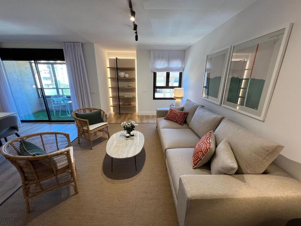 Donoso Cortes & Free Parking By Ele Apartments Malaga Zewnętrze zdjęcie